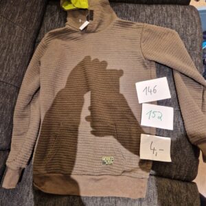 Oberteil neuwertig 146 152