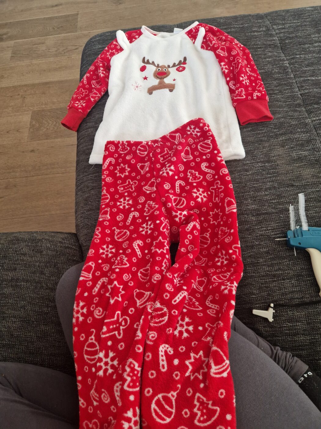 Schlafanzug Tagesanzug Kuschelanzug 110-122