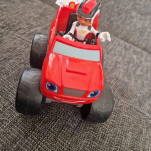 Auto Fahrzeug Blaze mit Figur