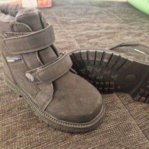 Schuhe 30 Neu gefüttert, passen auch bei 29 denke Np 49,99