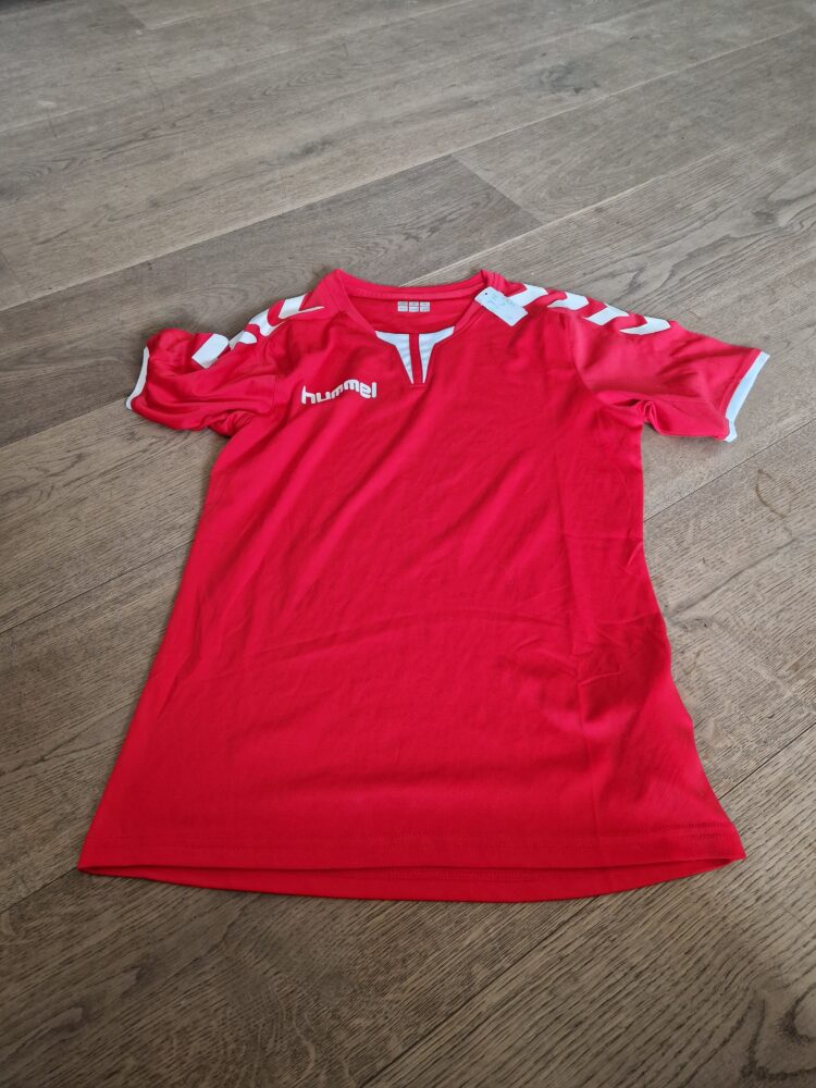 T Shirt S 164-176 Hummel