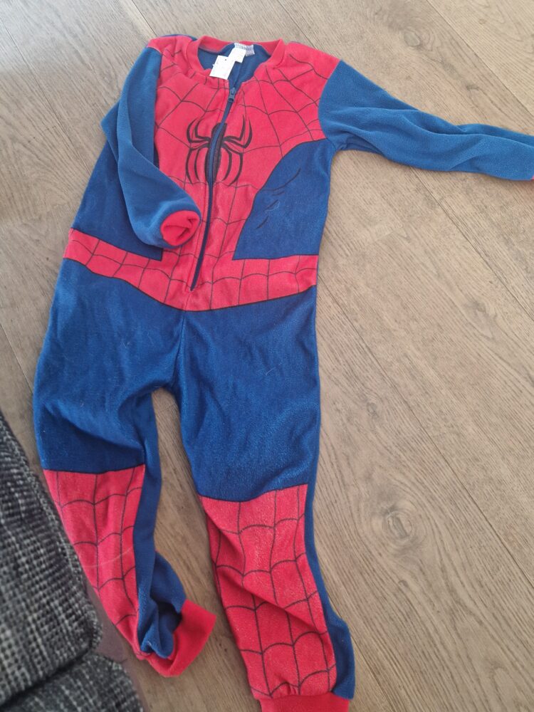 Overaall Schlafanzug tagesanzug 122 128 Spiderman