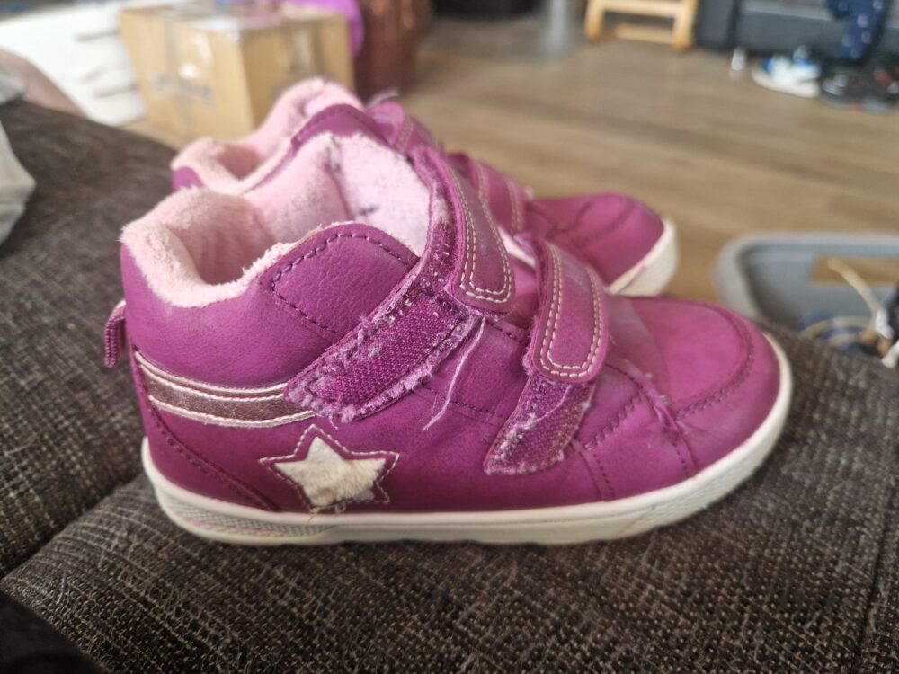 Schuhe 28 gefüttert