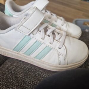 Schuhe 30 Adidas