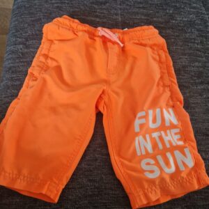 Badehose C & A mit kleinem Fleck 128