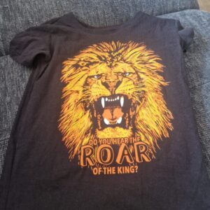 T Shirt 122 passt auch bei 116 schon