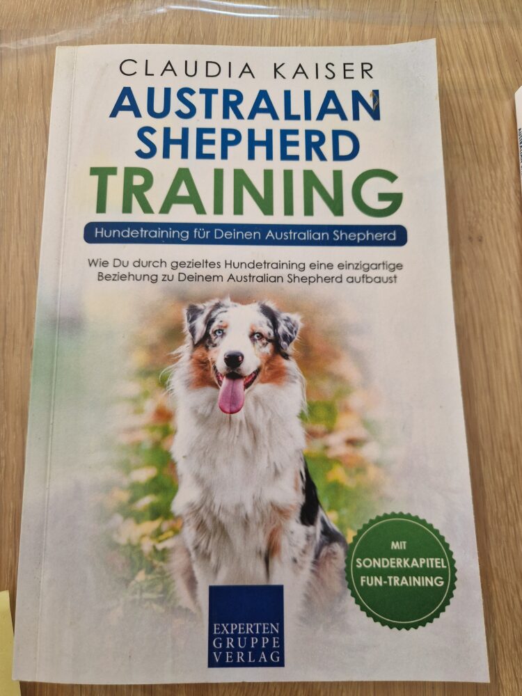 Buch Neu Australian Shepherd Training