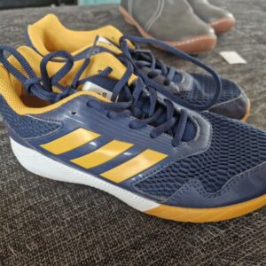 Schuhe Turnschuhe 37 1/2 Adidas