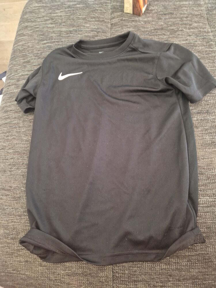 T Shirt 128 134 Nike