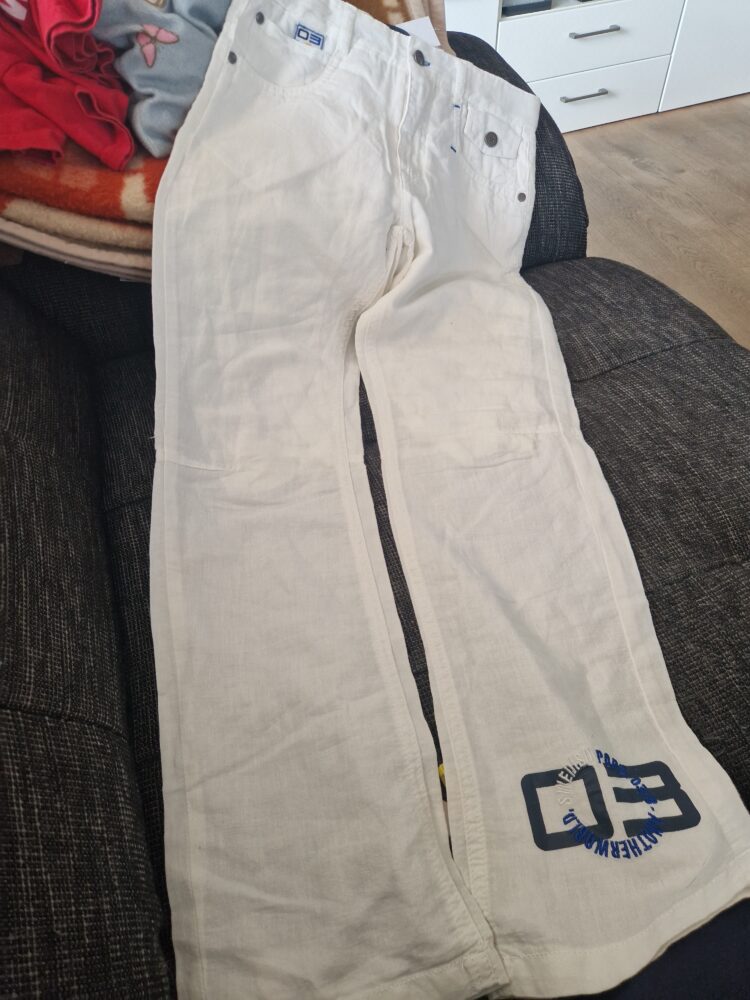 Hose lang 140 146 Neu dünn
