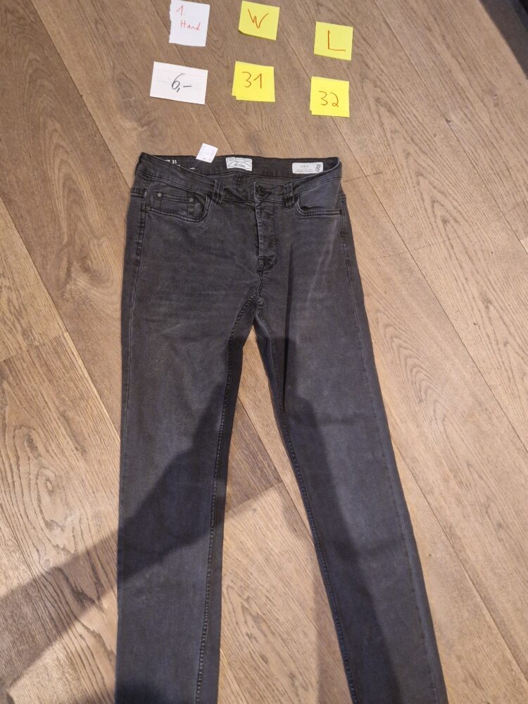 Hose lang W 31 L 32