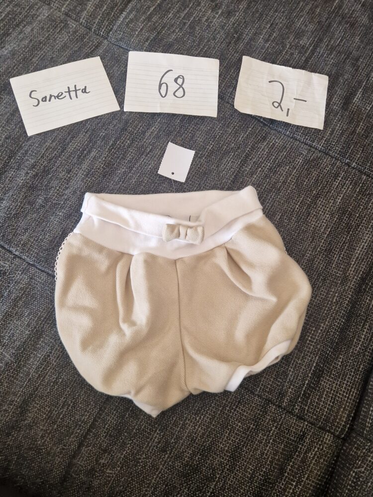 Hose kurz 68 Sanetta