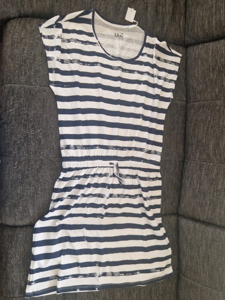 Kleid 38