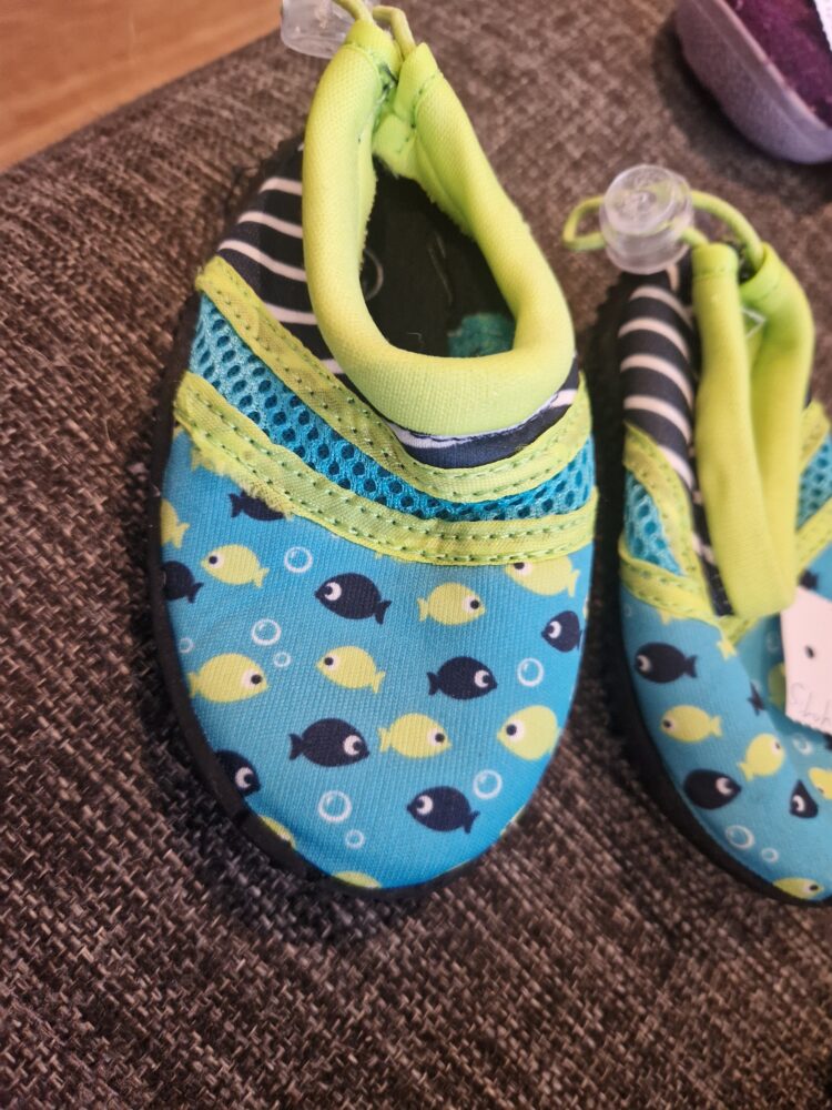 Schuhe 20 21 Badeschuhe
