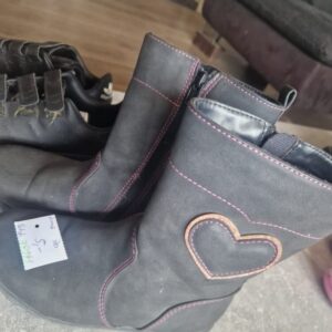 Schuhe 30