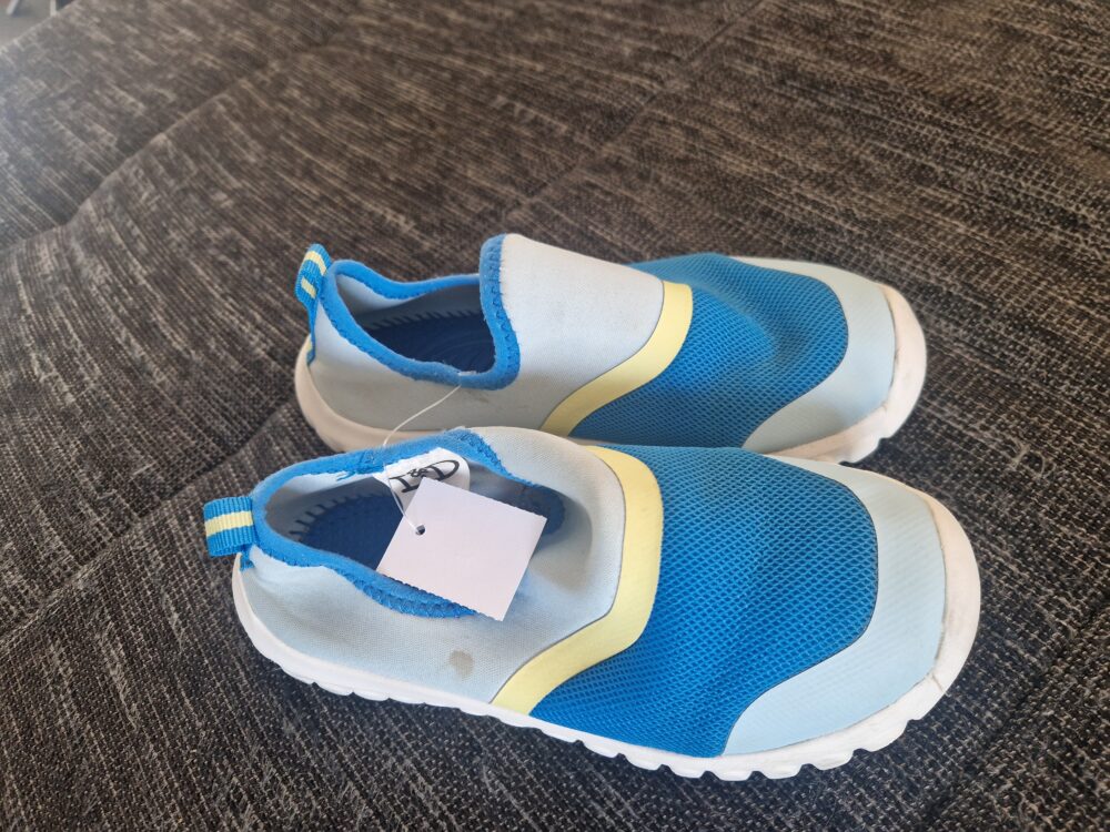 Schuhe 31 Badeschuhe