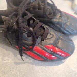 Schuhe Fußballschuhe Stollenschuhe 30 31