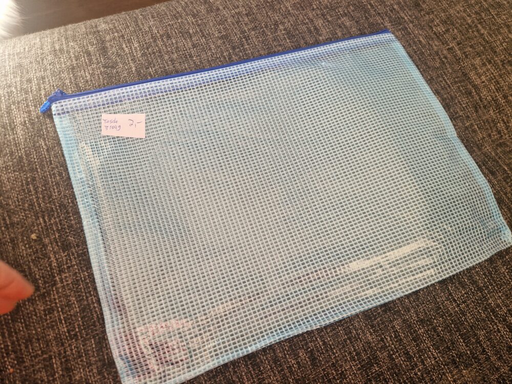 NEU Tasche Wasserfest Größe L 33 B 24
