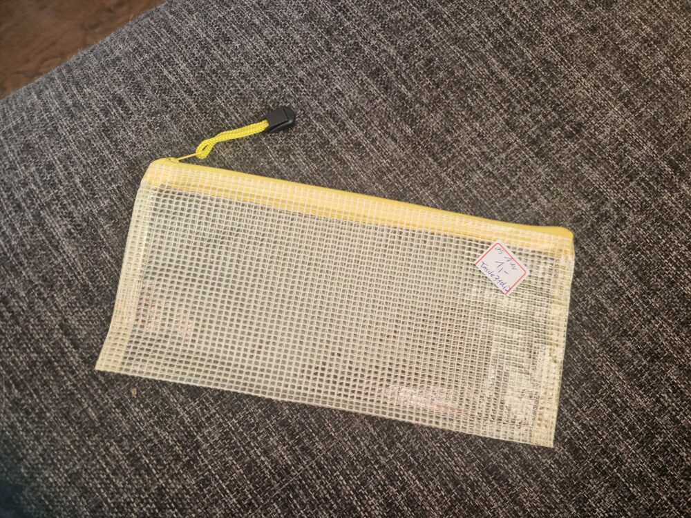 NEU Tasche Etui wasserfest L 23 B 12